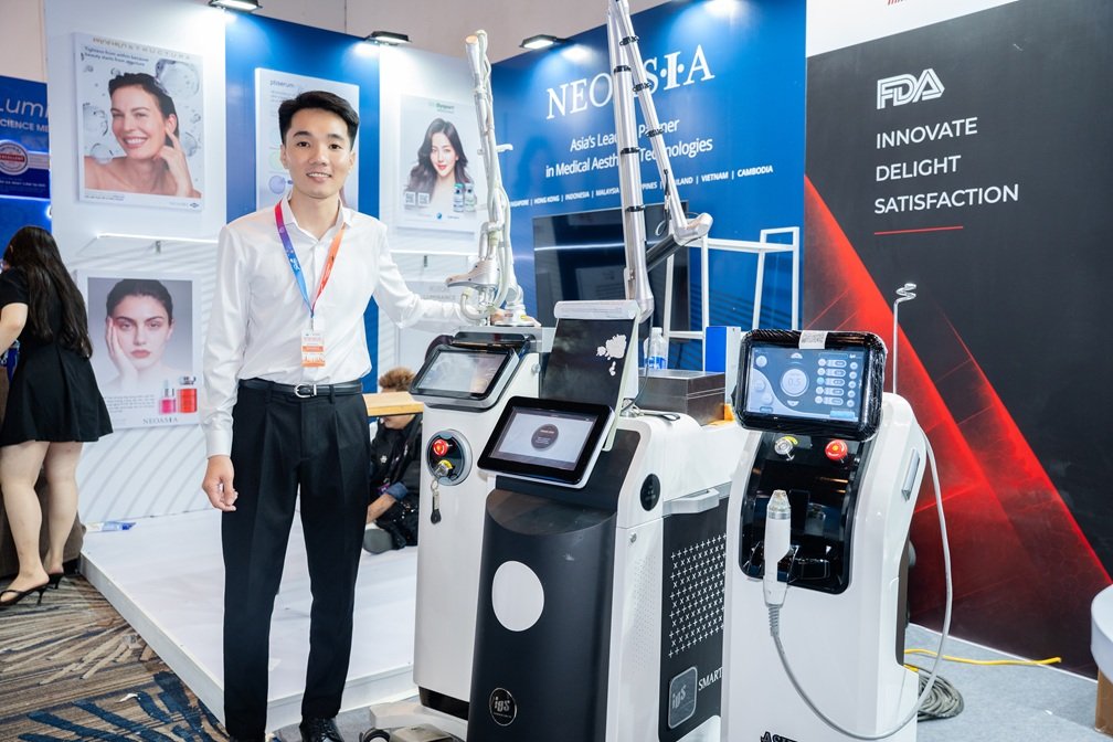 Gian hàng Phân Phối Thiết Bị C2D